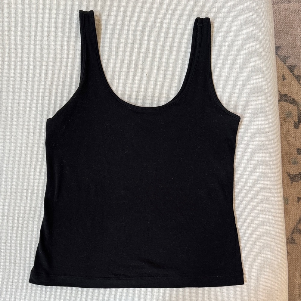 Cabi Year Round Charm Tank black style #4759 size Small